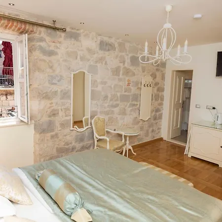 Gothic Palace Heritage بيت ضيافة