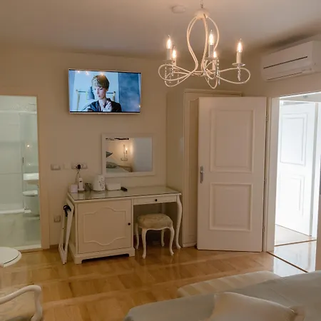 Gothic Palace Heritage