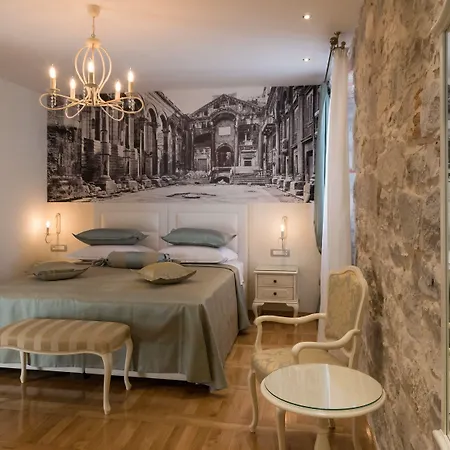 Gothic Palace Heritage سبليت