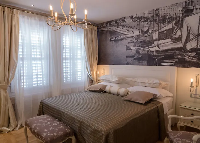 בית הארחה Gothic Palace Heritage 4*