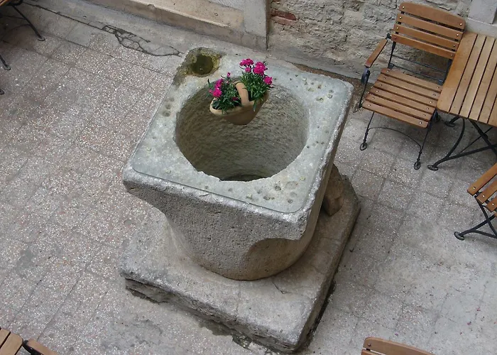 Gothic Palace Heritage 4* Split